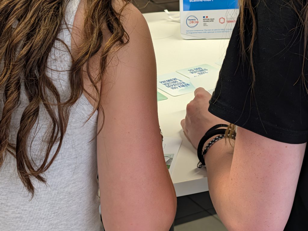 évènement de clôture les filles osez lorritz stand cmqe